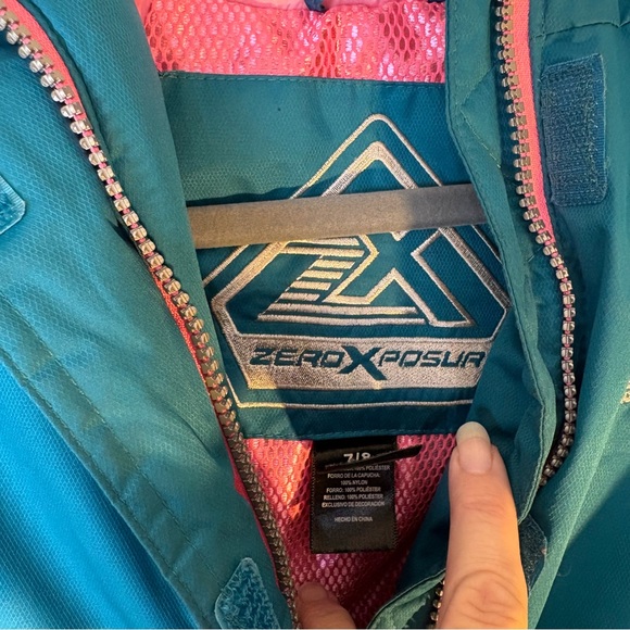 ZeroXposur Teal and Pink Puffer Jacket - Picture 5 of 9